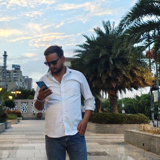 Rajnish Kumar Tiwari's profile picture