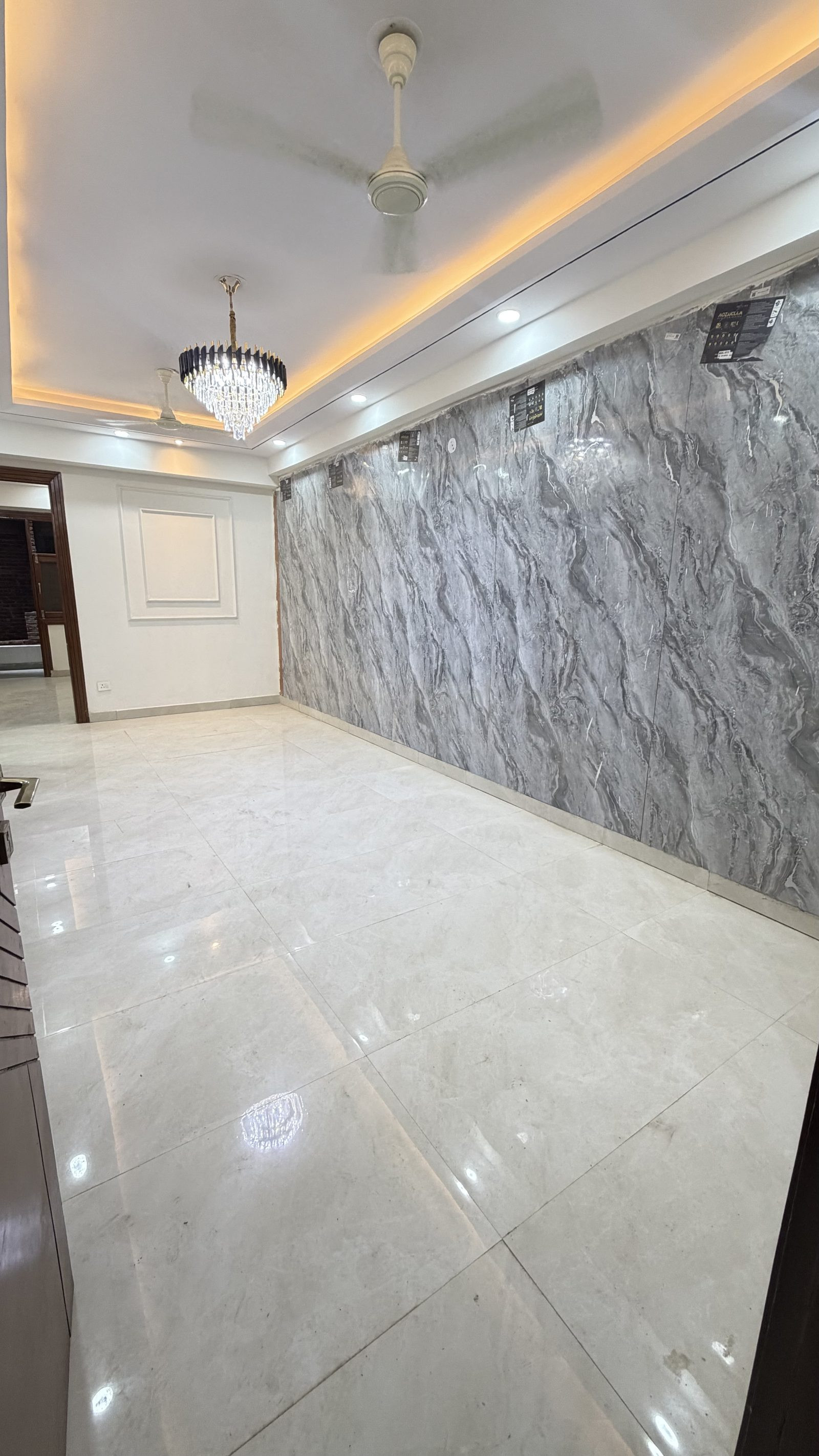2 BHK Builder Floor for sale in Sector 73, Noida