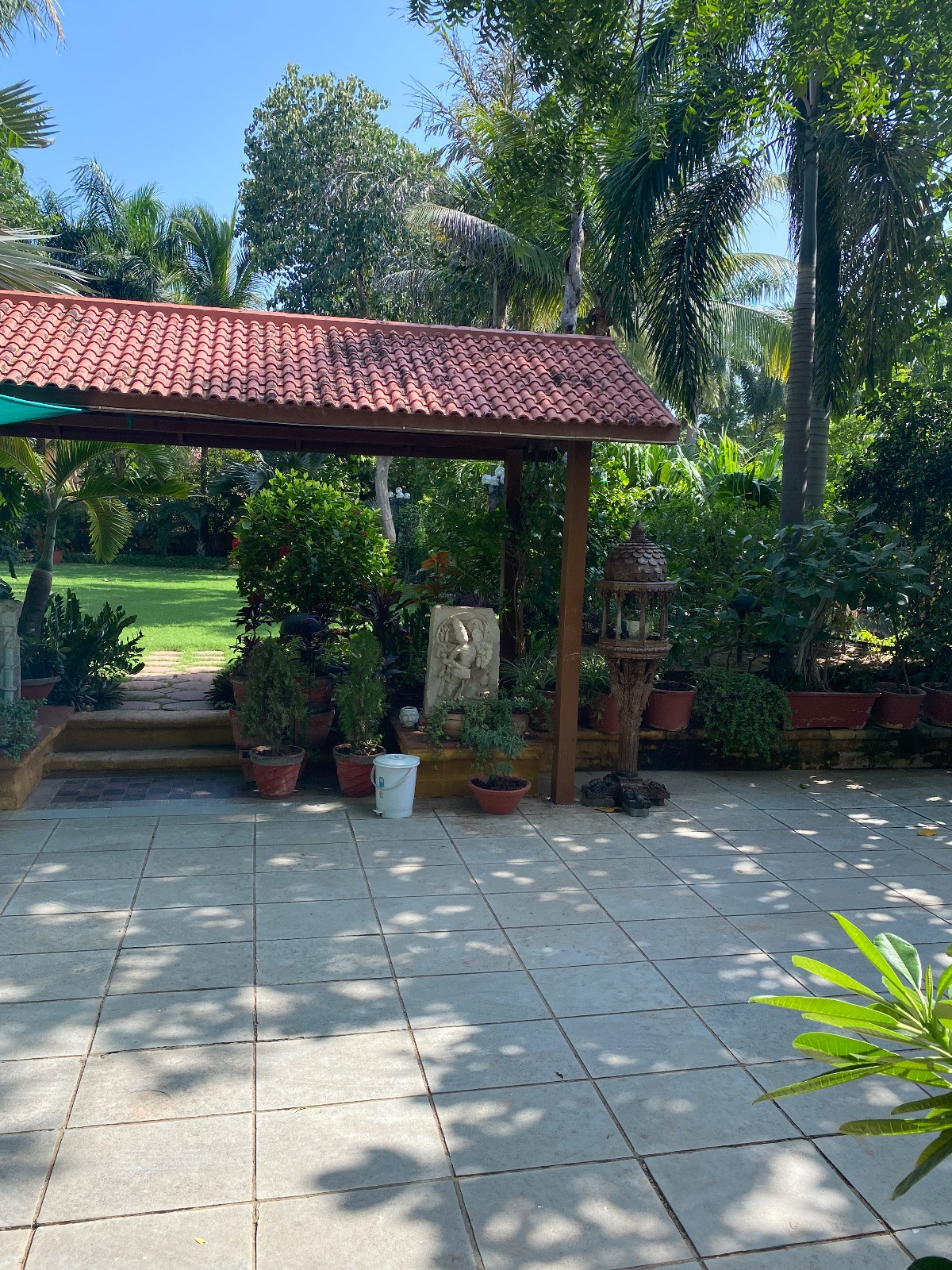 Kalhaar Bungalows , Shilaj
