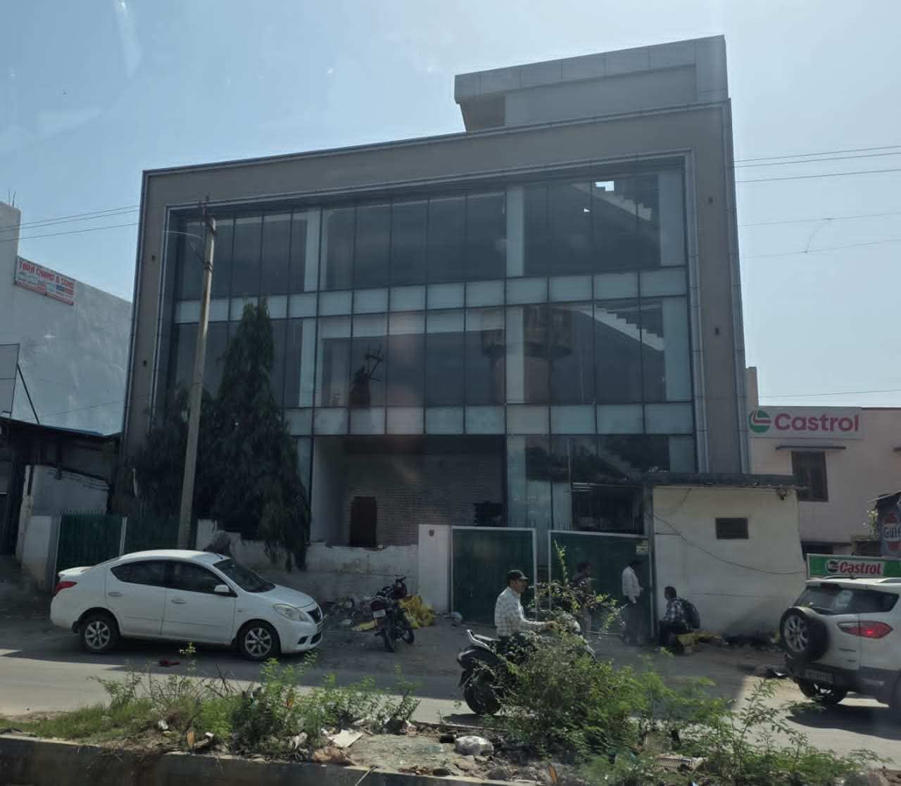 Showroom for lease in New Industrial Township, Faridabad