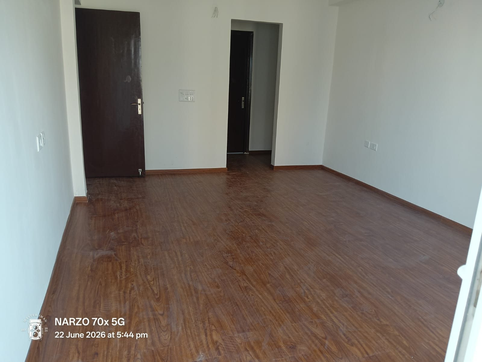 3 BHK Apartment for sale in Greater Noida West Road, Noida
