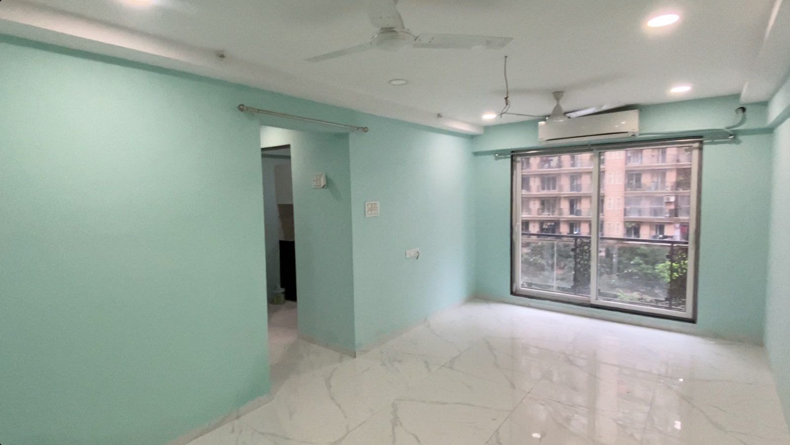 1 BHK Apartment for rent in Mira Road, Mumbai