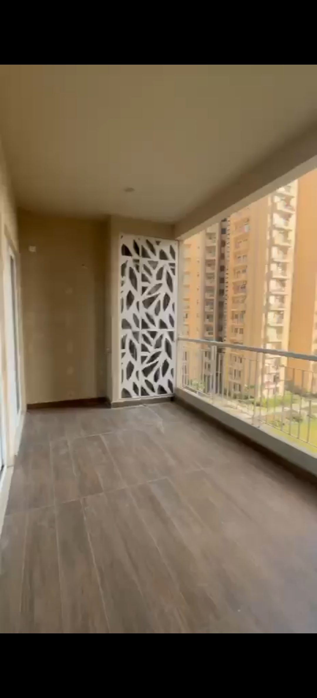 3 BHK Apartment for sale in Greater Noida West Road, Noida
