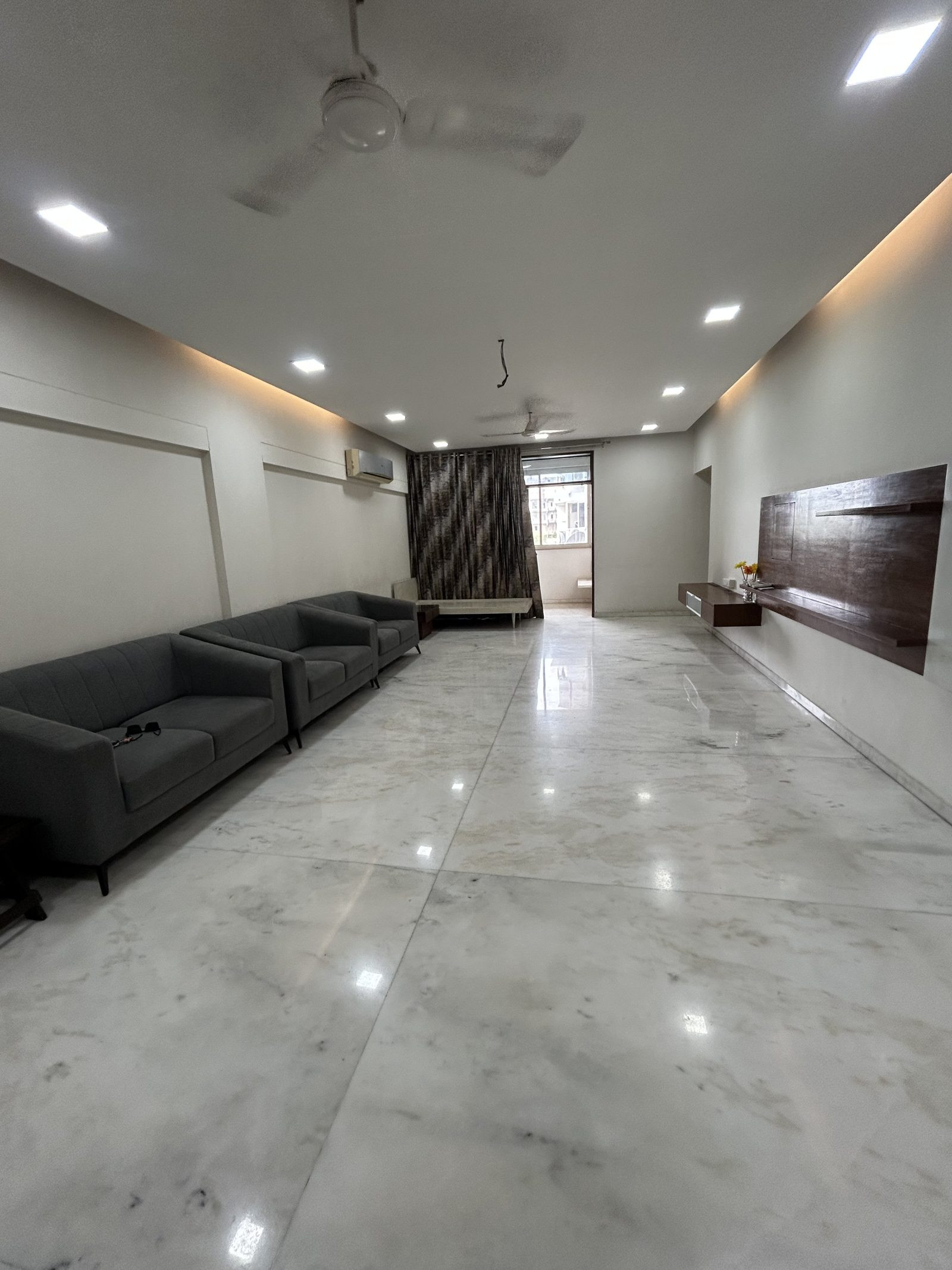 4 BHK Apartment for rent in Satellite, Ahmedabad
