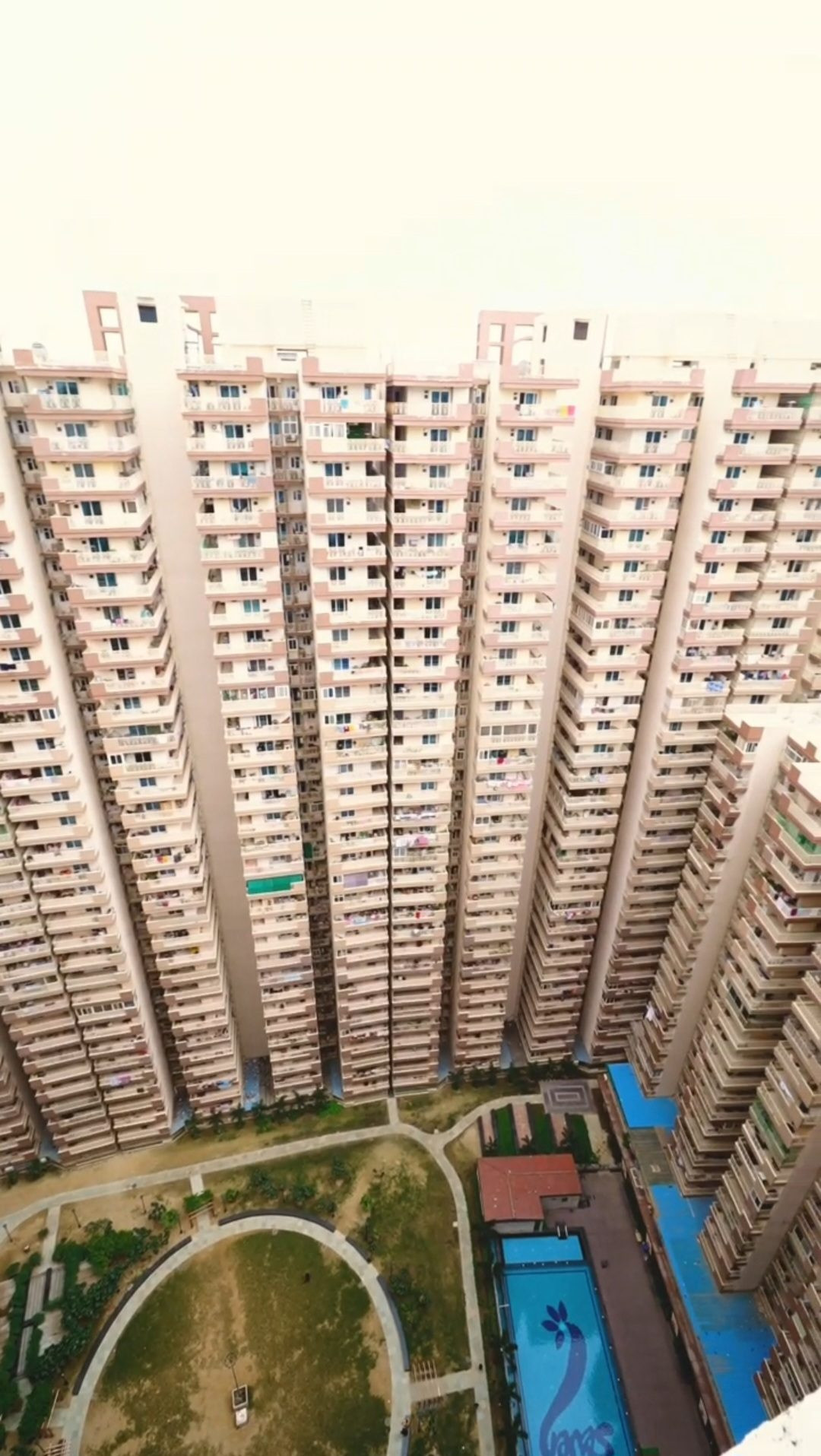 2 BHK Apartment for sale in Sector 4, Ghaziabad
