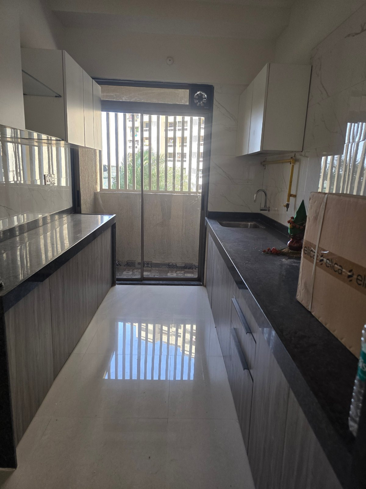 1 BHK Apartment in Virar West, Palghar — photo 4