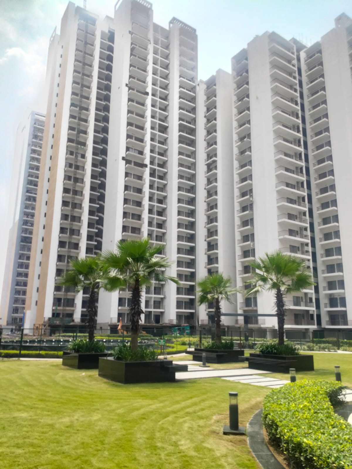4 BHK Apartment for sale in Greater Noida West Road, Noida