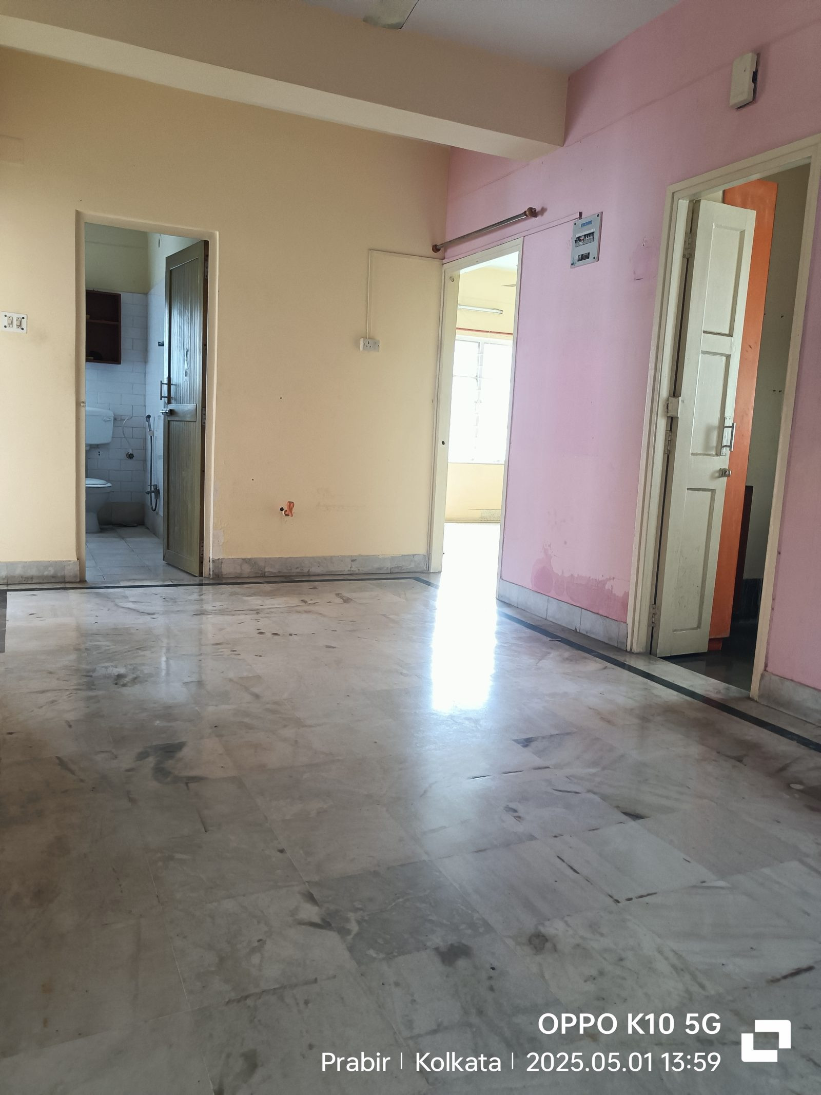 3 BHK Apartment for sale in Santoshpur, Kolkata