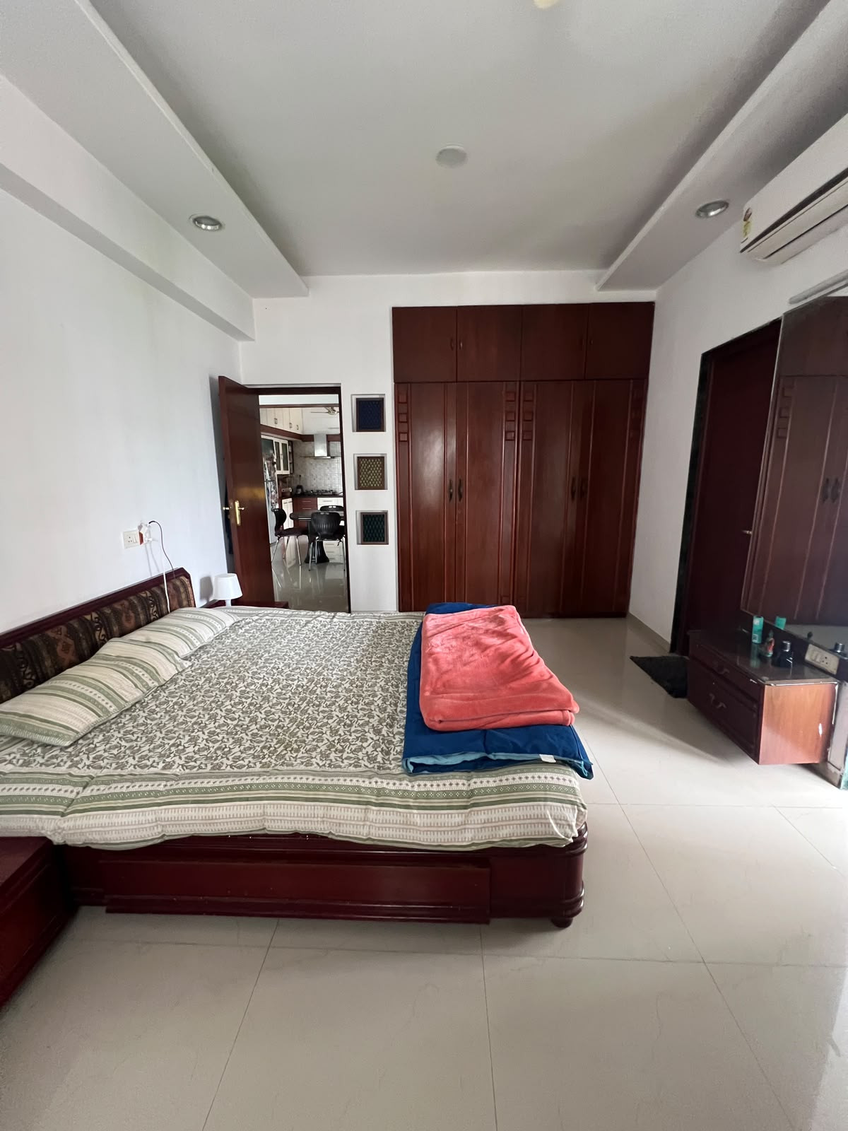 3 BHK Penthouse in Ahmedabad — photo 5