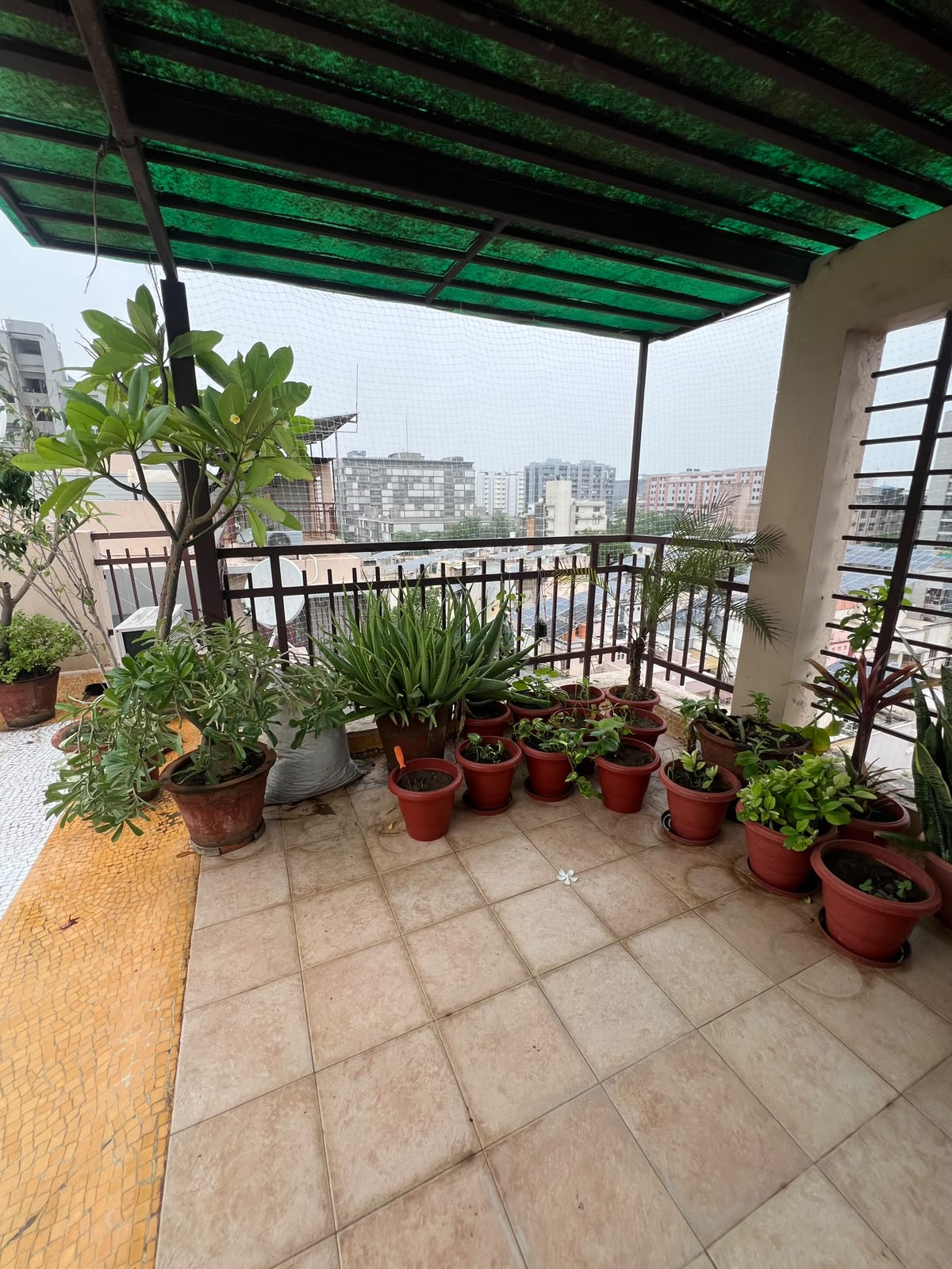 3 BHK Penthouse in Ahmedabad — photo 3