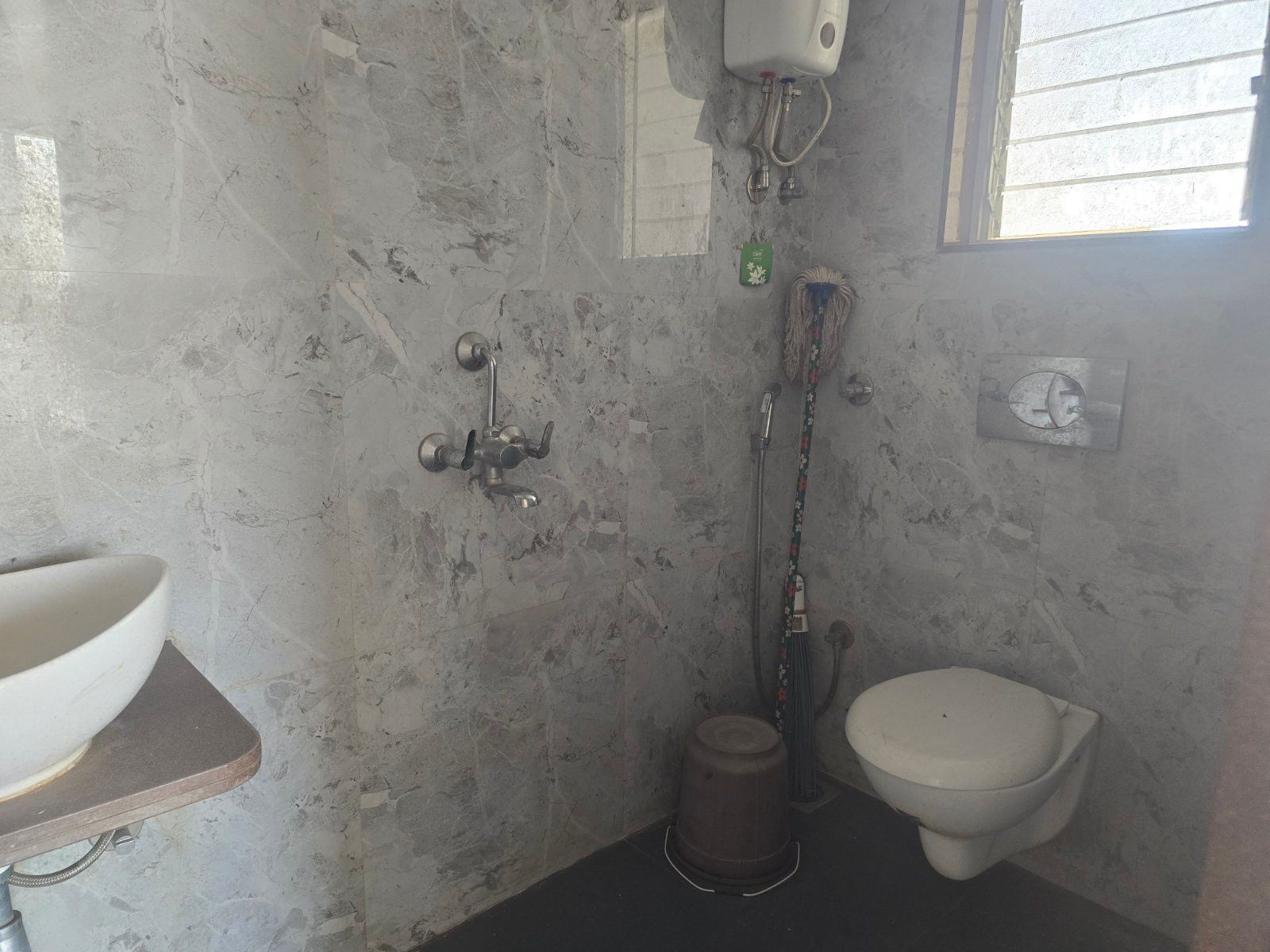 2 BHK Apartment in Virar West, Palghar — hero photo