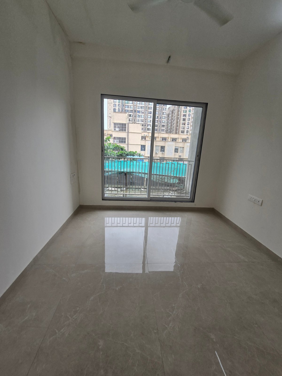 1 BHK Apartment in Virar West, Palghar — photo 4