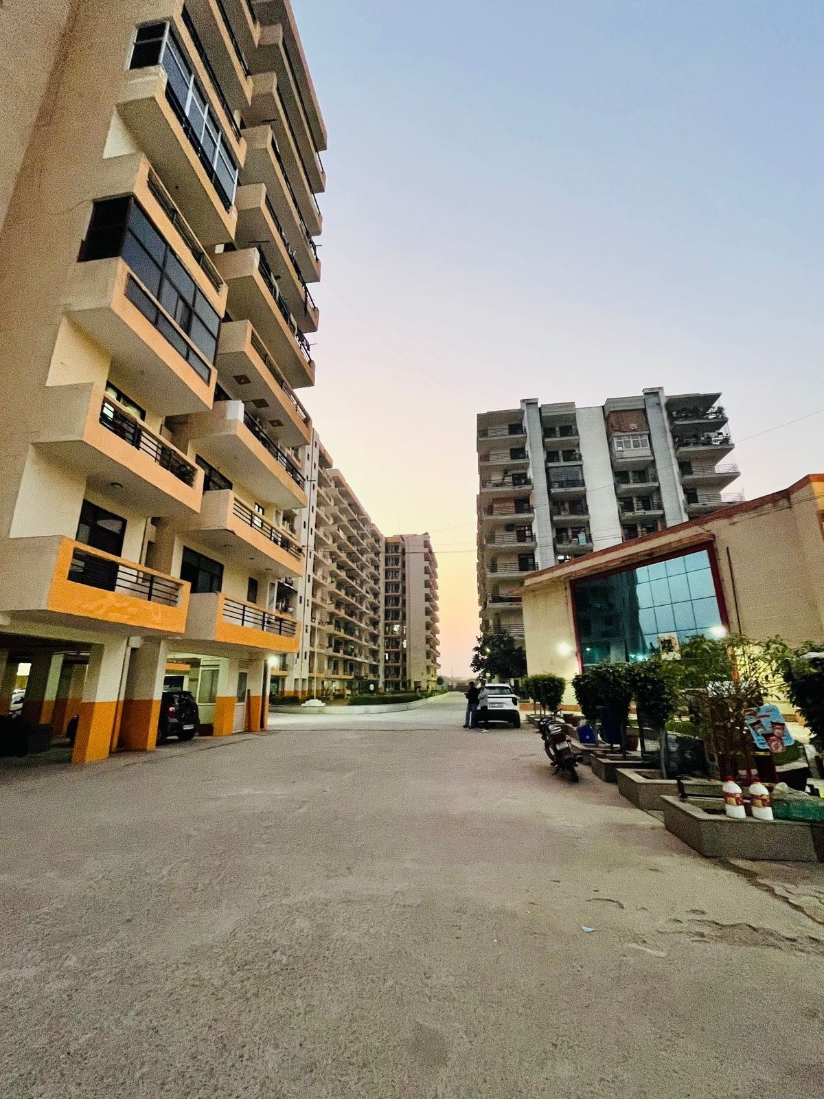 3 BHK Apartment for sale in Sector 65, Faridabad