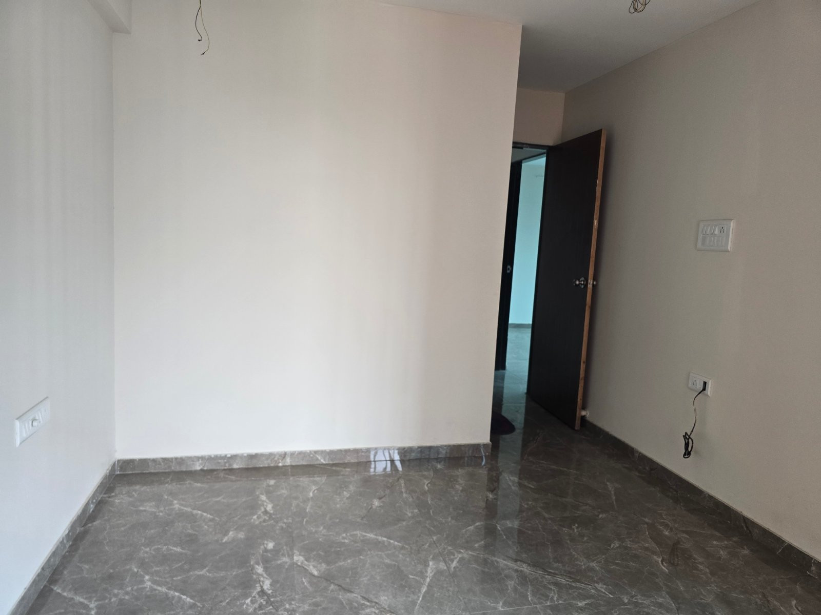 Apartment in Virar West, Vasai-Virar — photo 2
