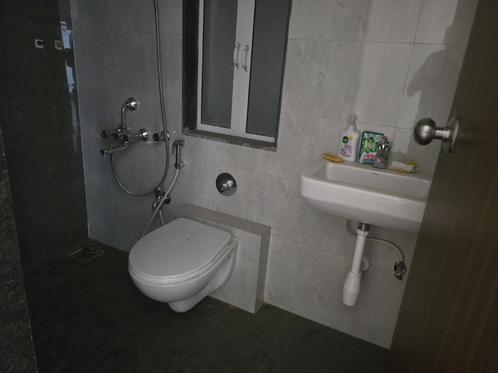 Apartment in Virar West, Vasai-Virar — photo 9