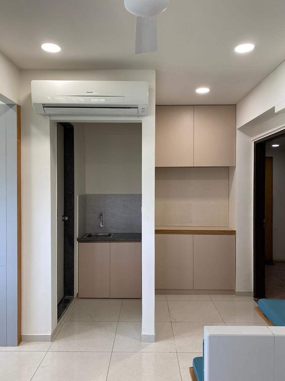 Office in Ambawadi, Ahmedabad — photo 8