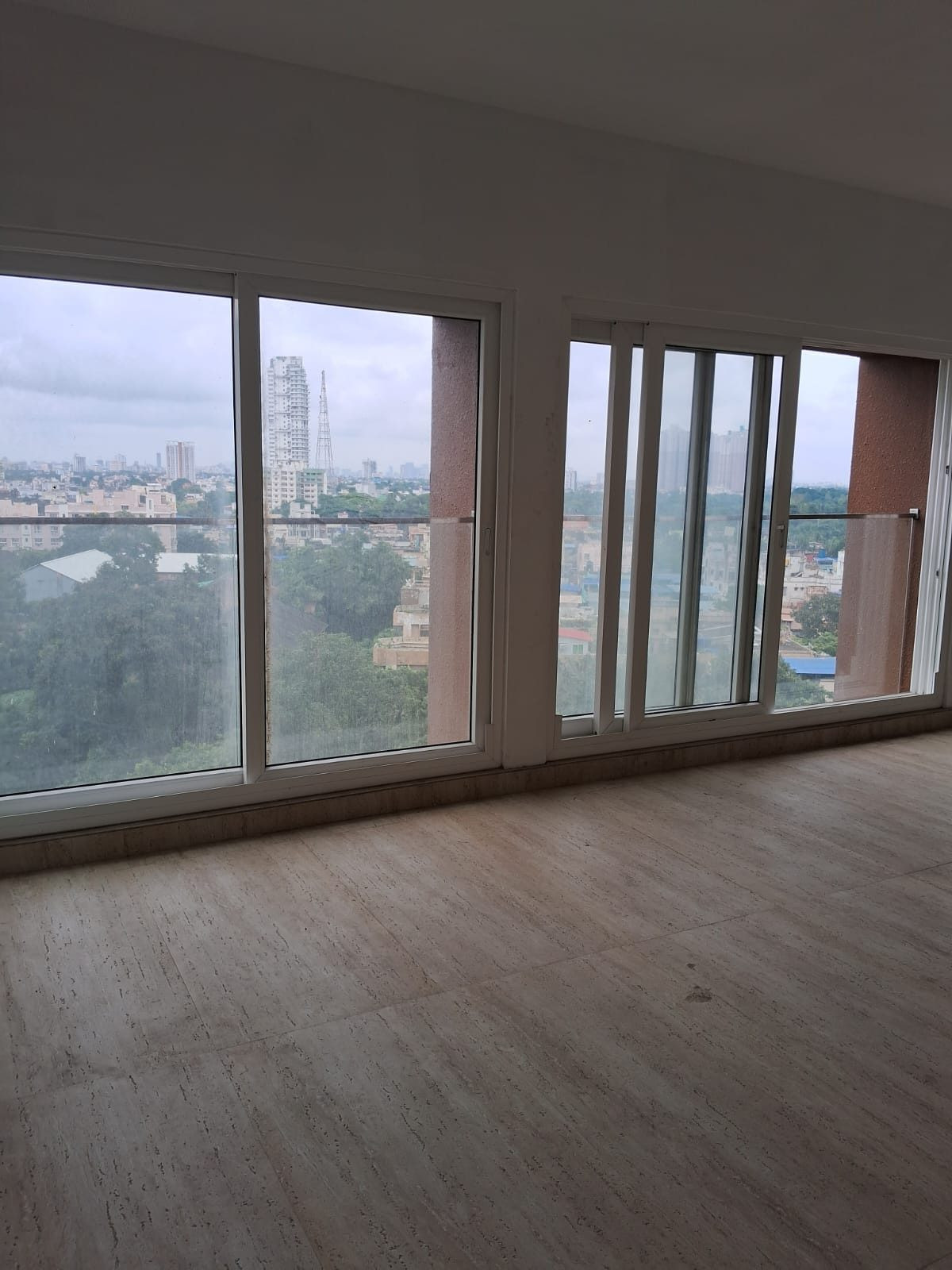 4 BHK Apartment for sale in Tollygunge, Kolkata