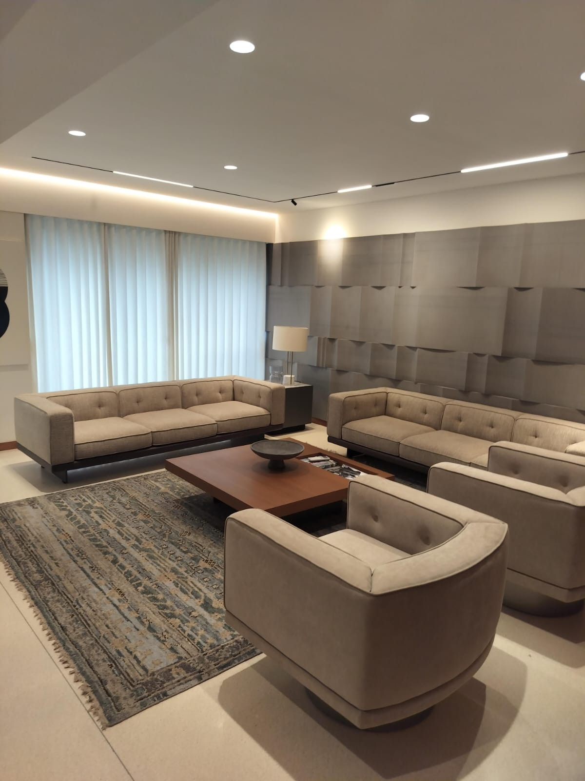 4 BHK Apartment in Ahmedabad — photo 3