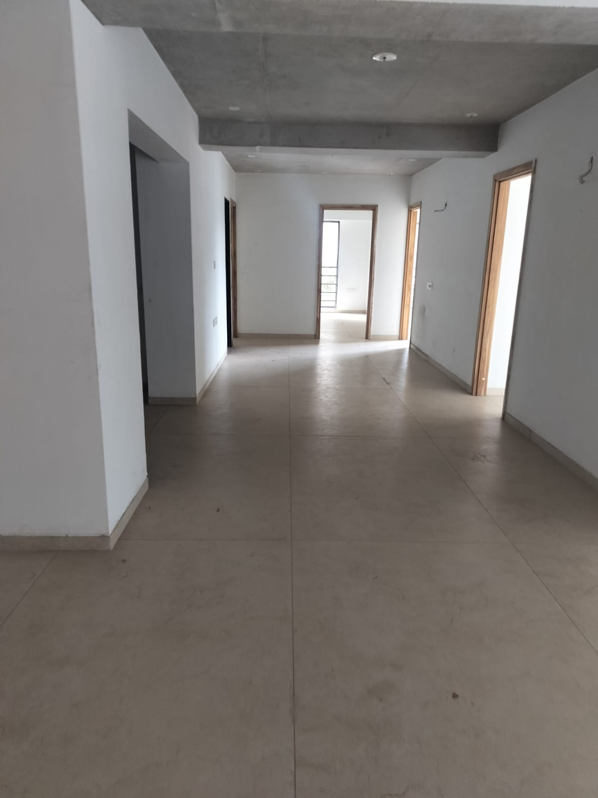 4 BHK Apartment in Ahmedabad — photo 4