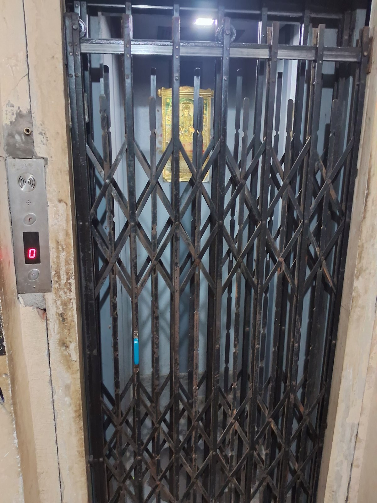 1 BHK Apartment in Vadodara — photo 9