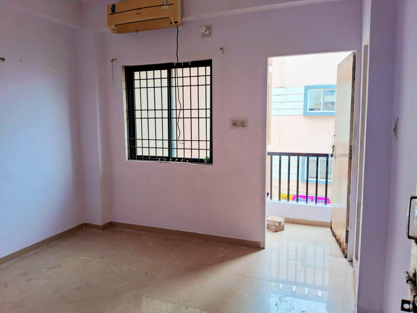 1 BHK Apartment in Vadodara — photo 3