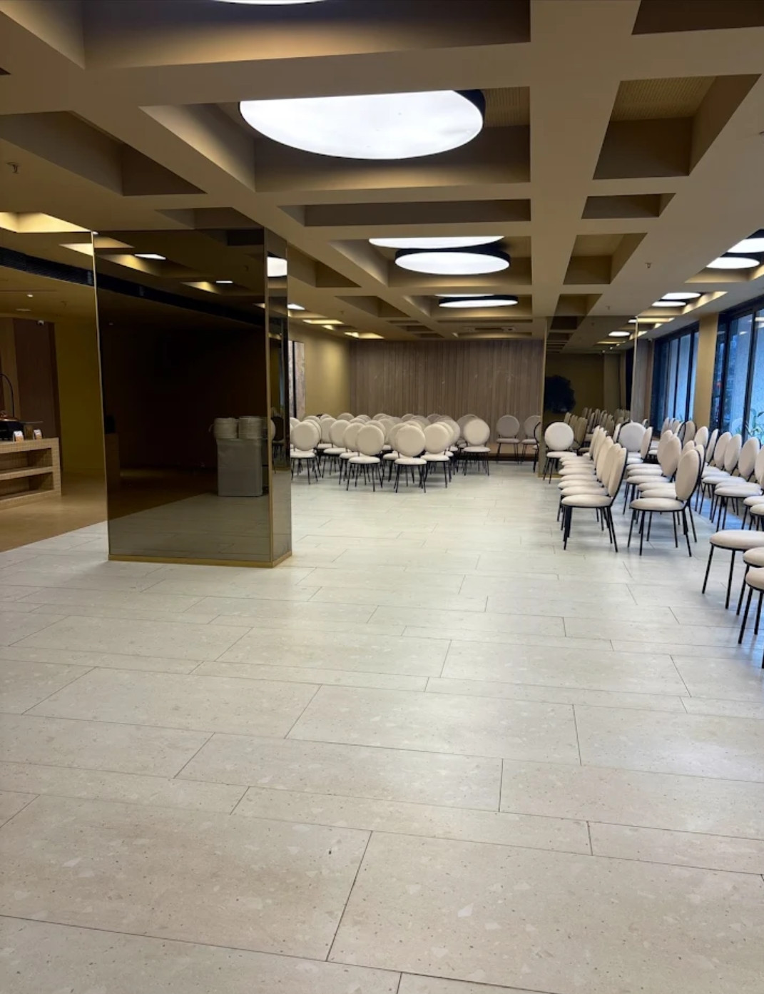 4 BHK Apartment in Ahmedabad — photo 9