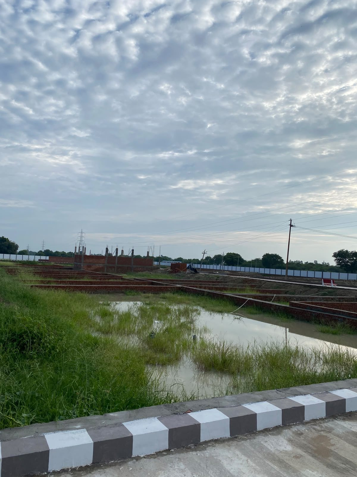 Residential plot in Bijnor — hero photo