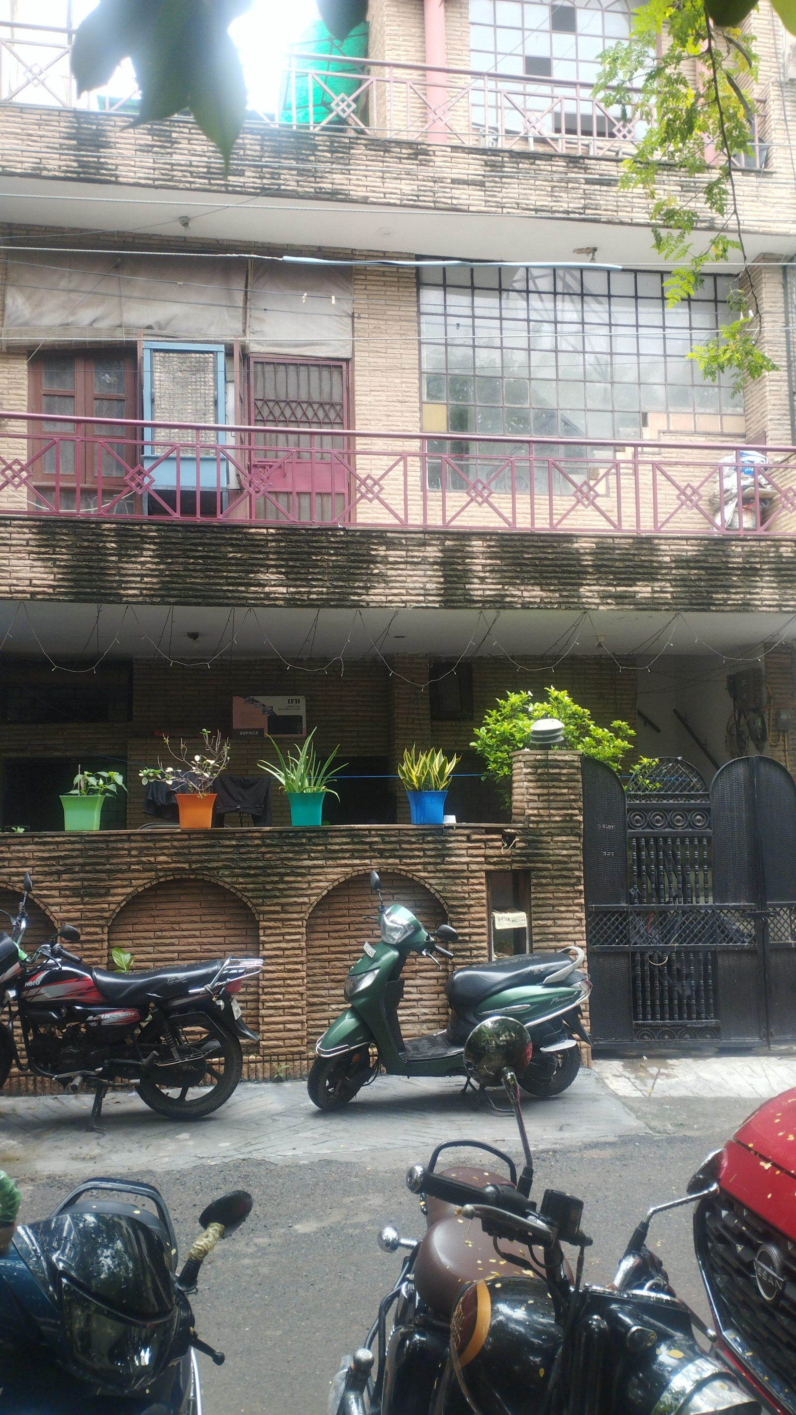 Builder Floor in Chittaranjan Park, Delhi — hero photo