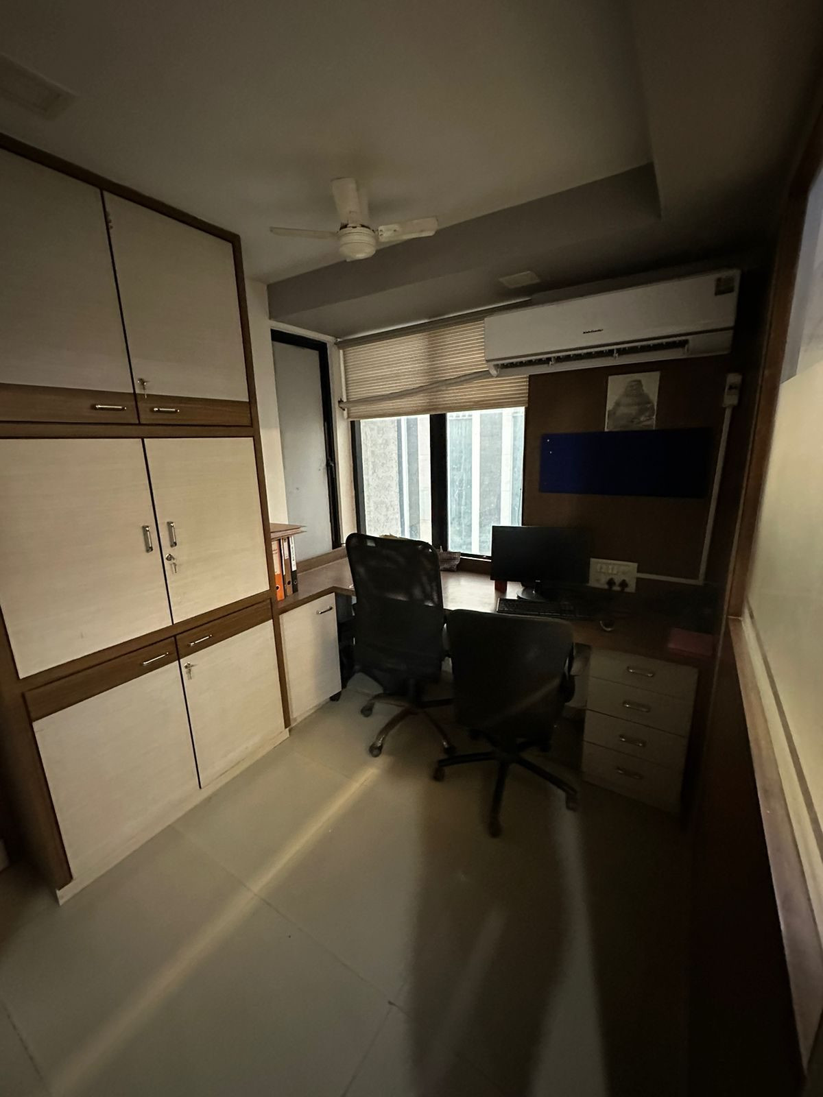 Office for sale in Sarkhej-Okaf, Ahmedabad