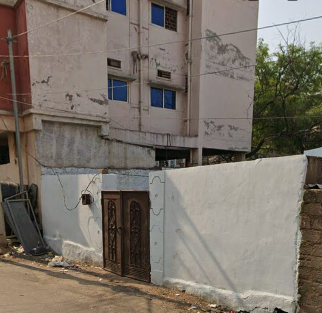 Mixed-use plot for sale in Chandrayangutta, Hyderabad