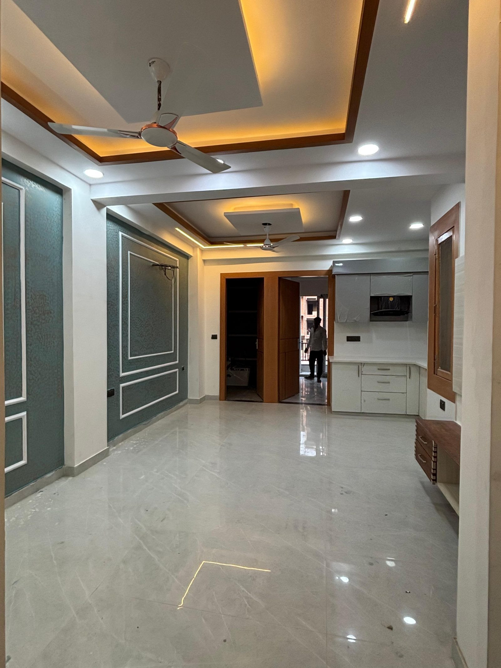 2 BHK Builder Floor for sale in Sector 110, Noida