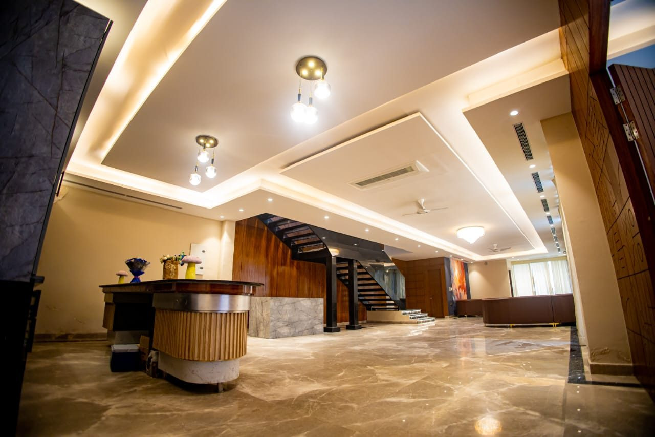 5+ BHK Independent House for sale in Connaught Place, Delhi