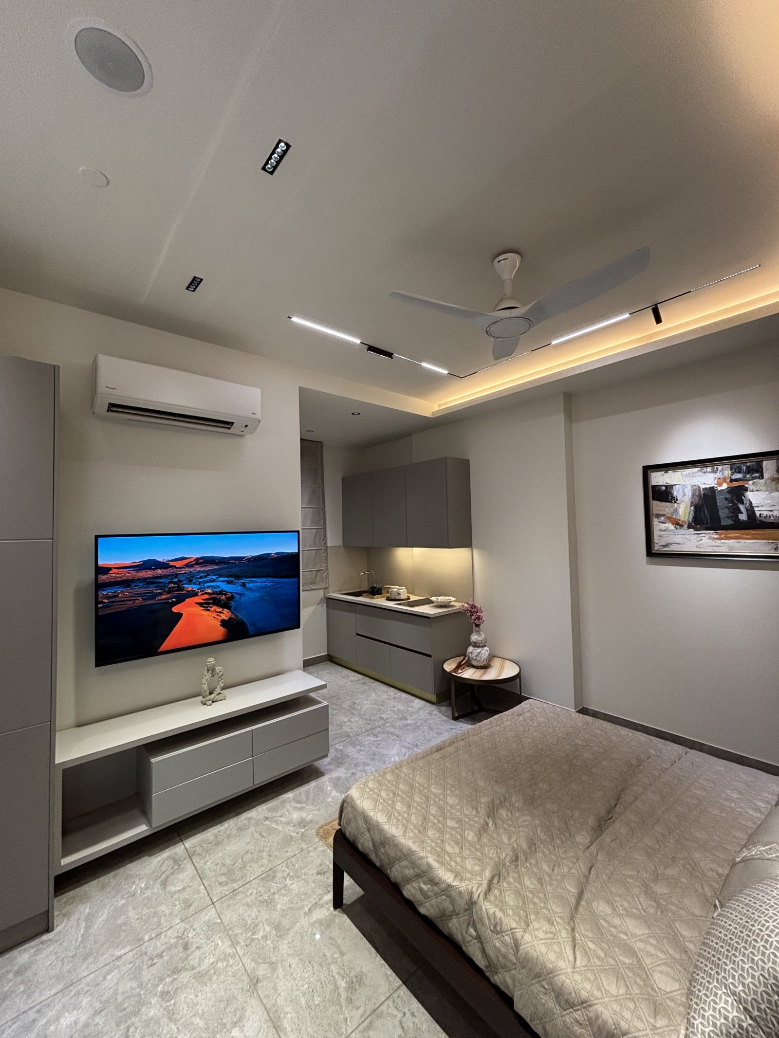 3 BHK Apartment for sale in Shakurpur, Delhi