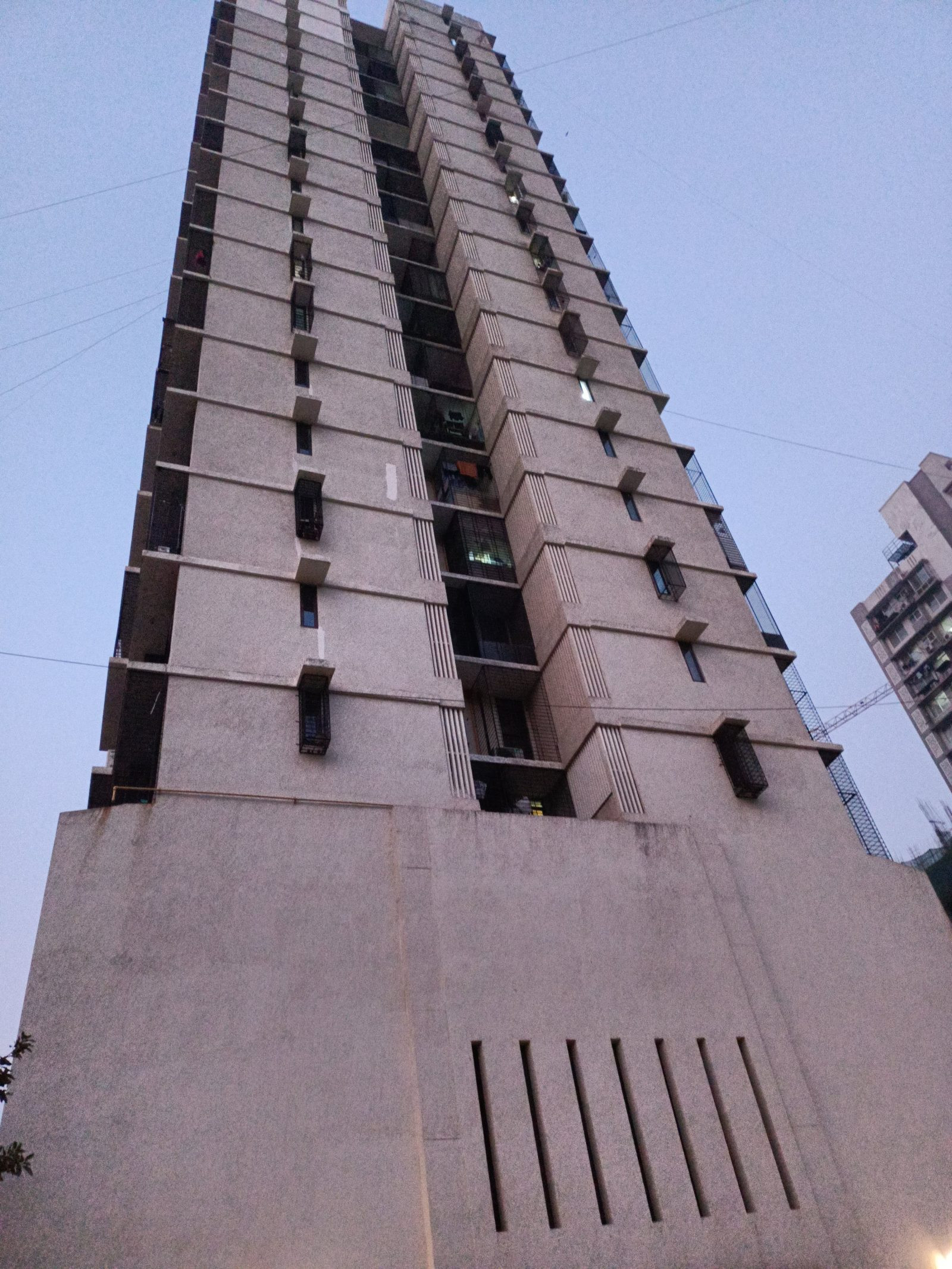 1 BHK Apartment for sale in Mulund West, Mumbai