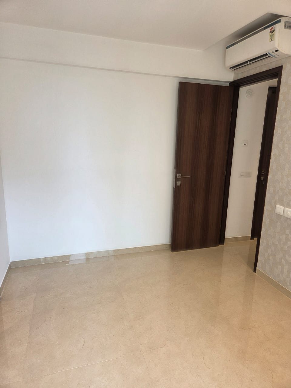 Apartment in Powai, Mumbai — hero photo