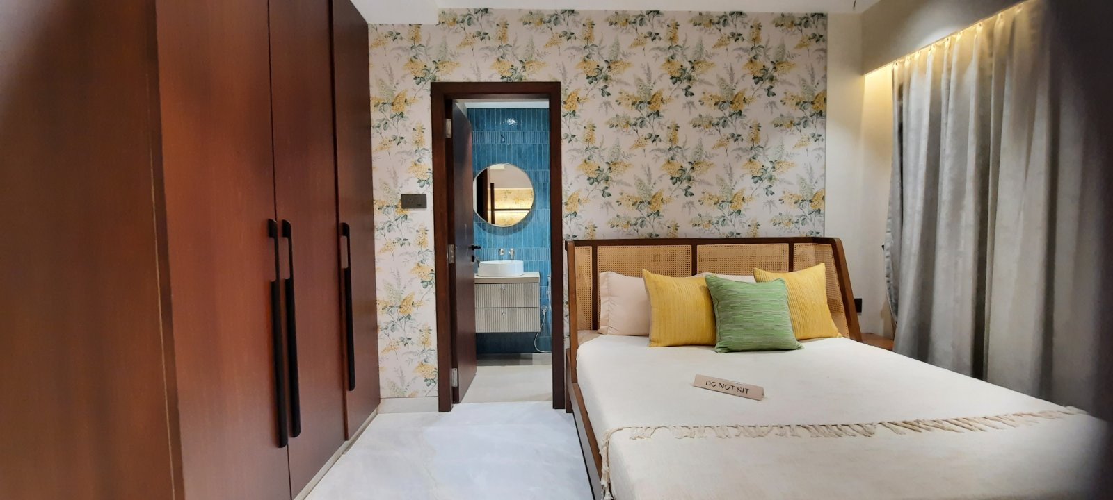 4 BHK Apartment in Juhu, Mumbai — photo 8
