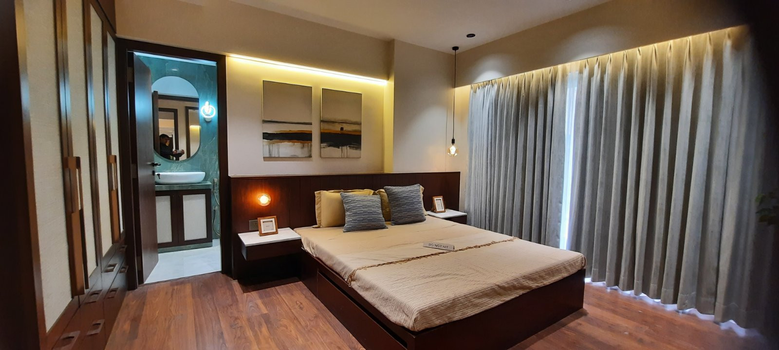 Master bedroom 2