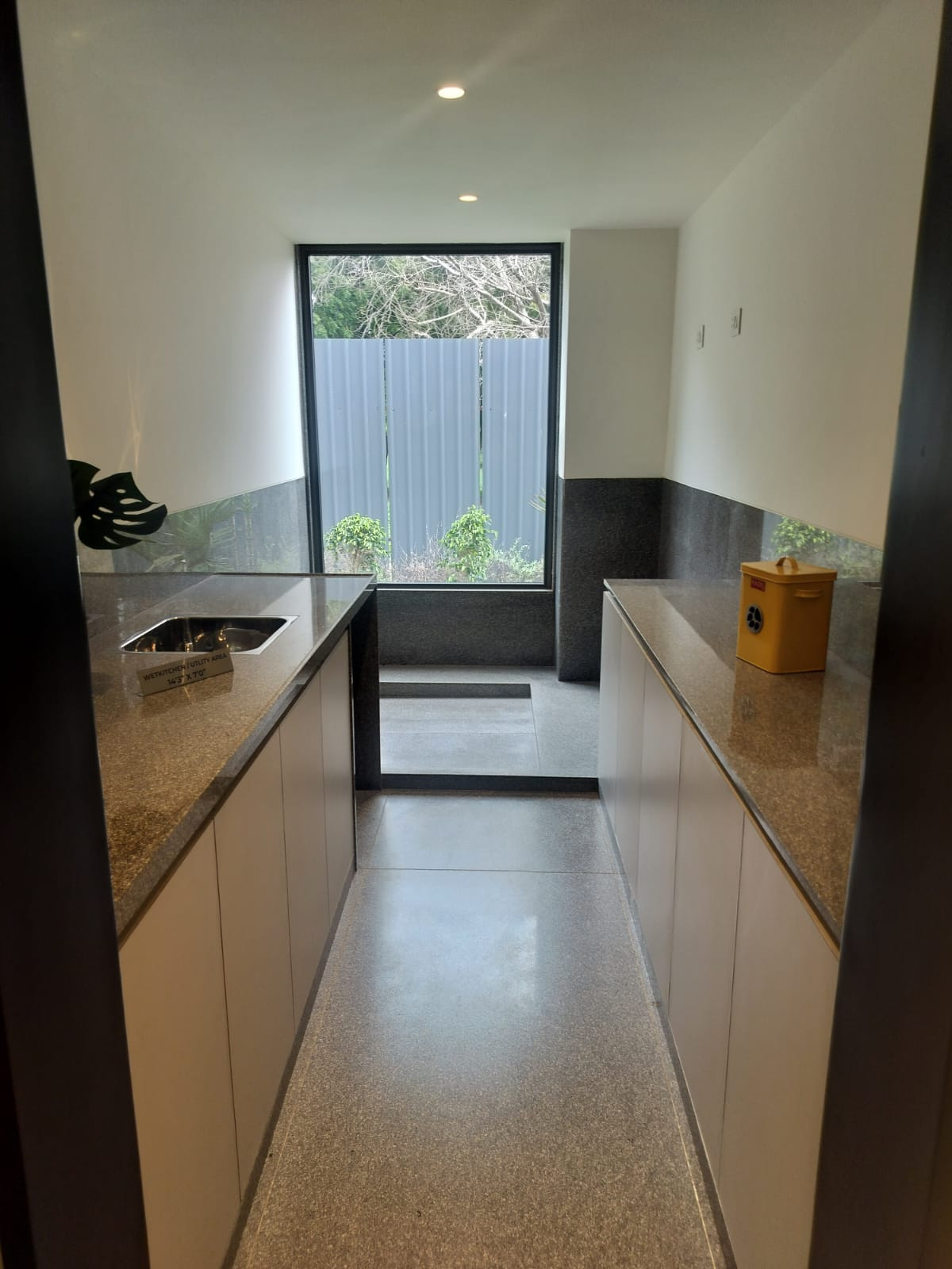 4 BHK Apartment in Ahmedabad — photo 7