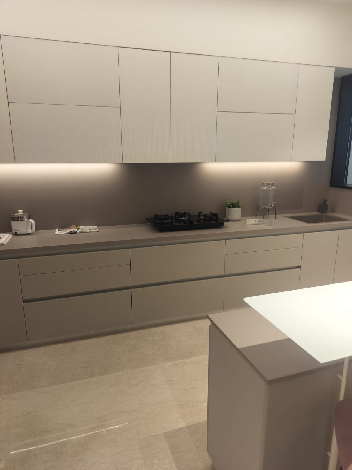 4 BHK Apartment in Ahmedabad — photo 6