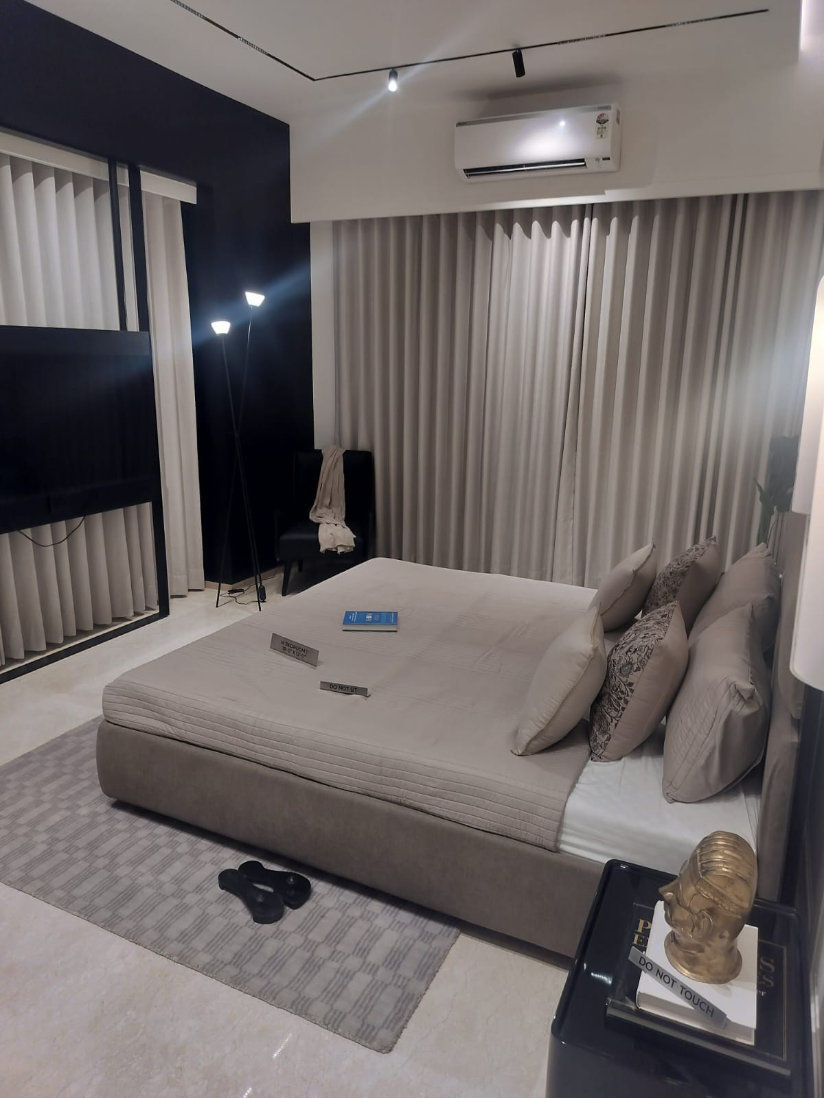 4 BHK Apartment in Ahmedabad — photo 11