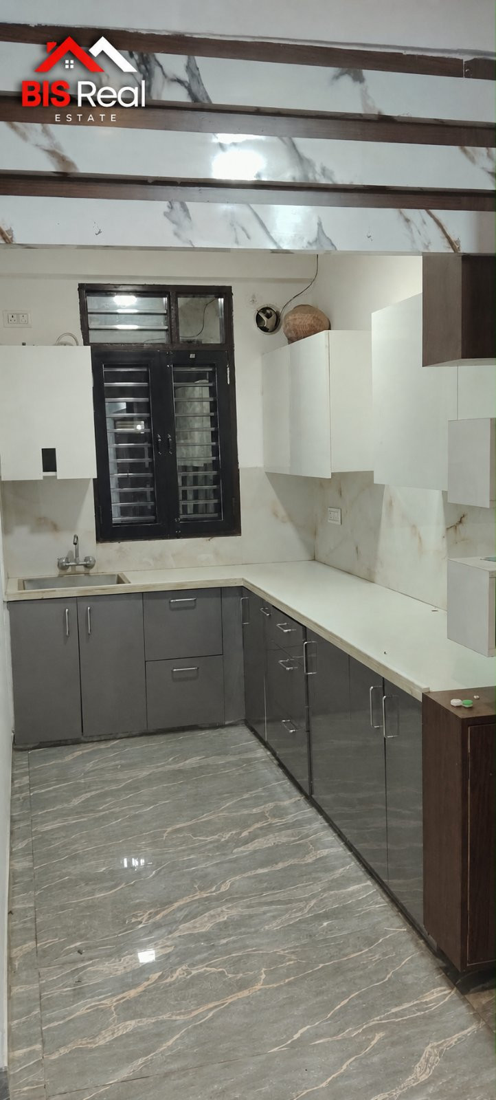 3 BHK Well-Maintained Flat in Apna Ghar Shalimar, Alwar