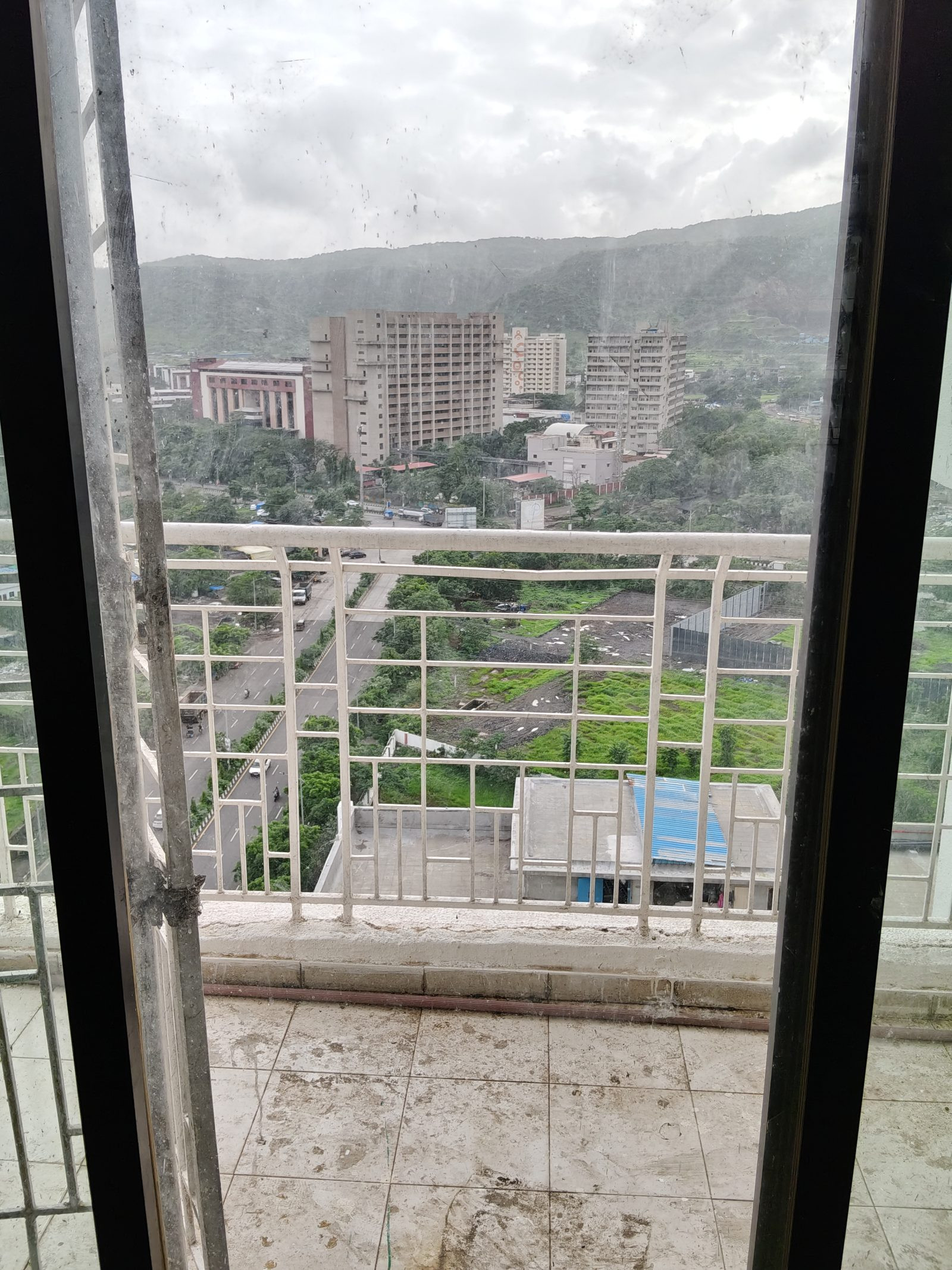 2 BHK Apartment for sale in Kharghar, Navi Mumbai