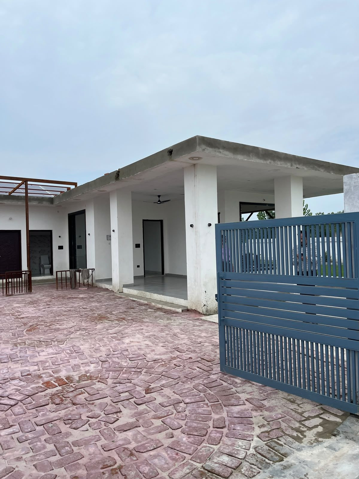 Studio Villa in Garh Mukteshwar — hero photo