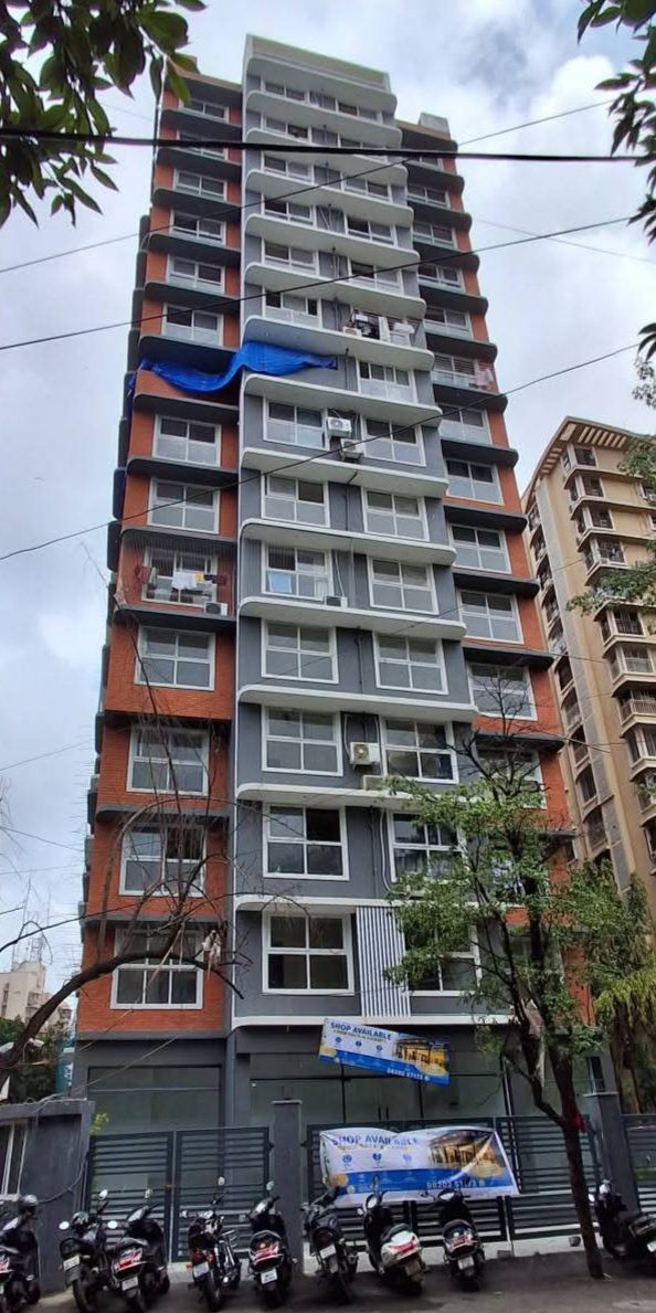 3 BHK Apartment for sale in Andheri West, Mumbai