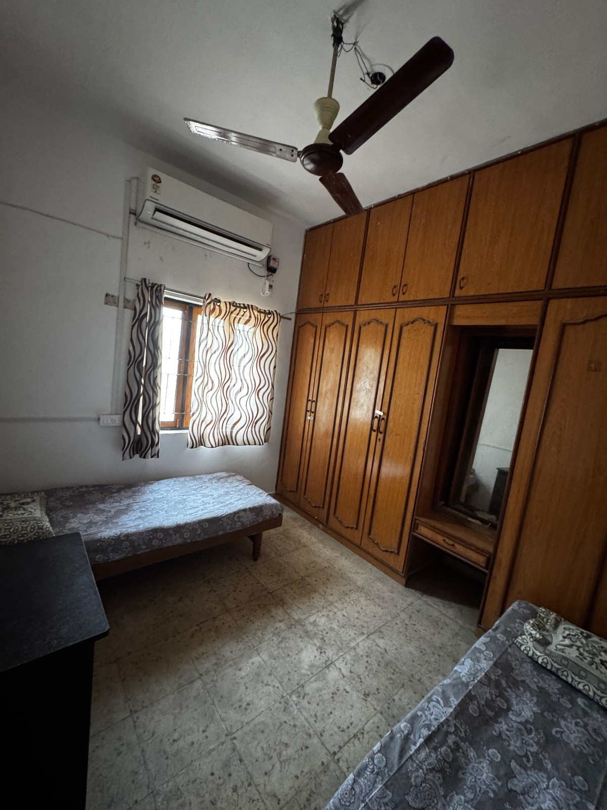 PG in Motera, Ahmedabad — photo 4