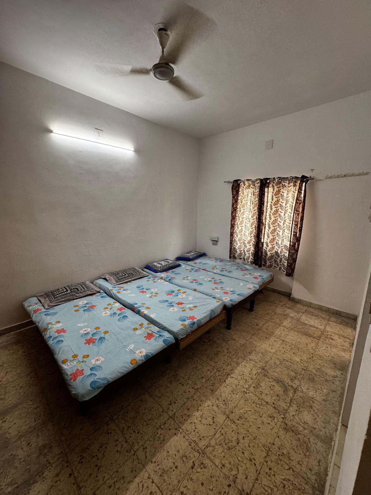 PG in Motera, Ahmedabad — photo 3