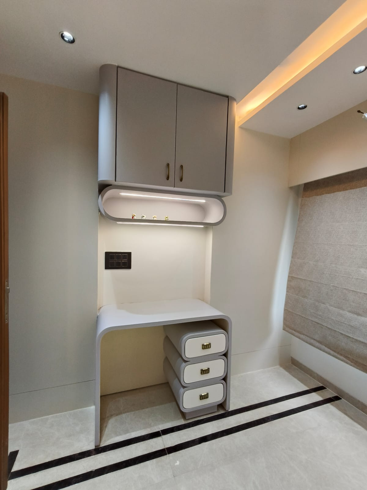 3 BHK Apartment in SG Highway, Ahmedabad — photo 11