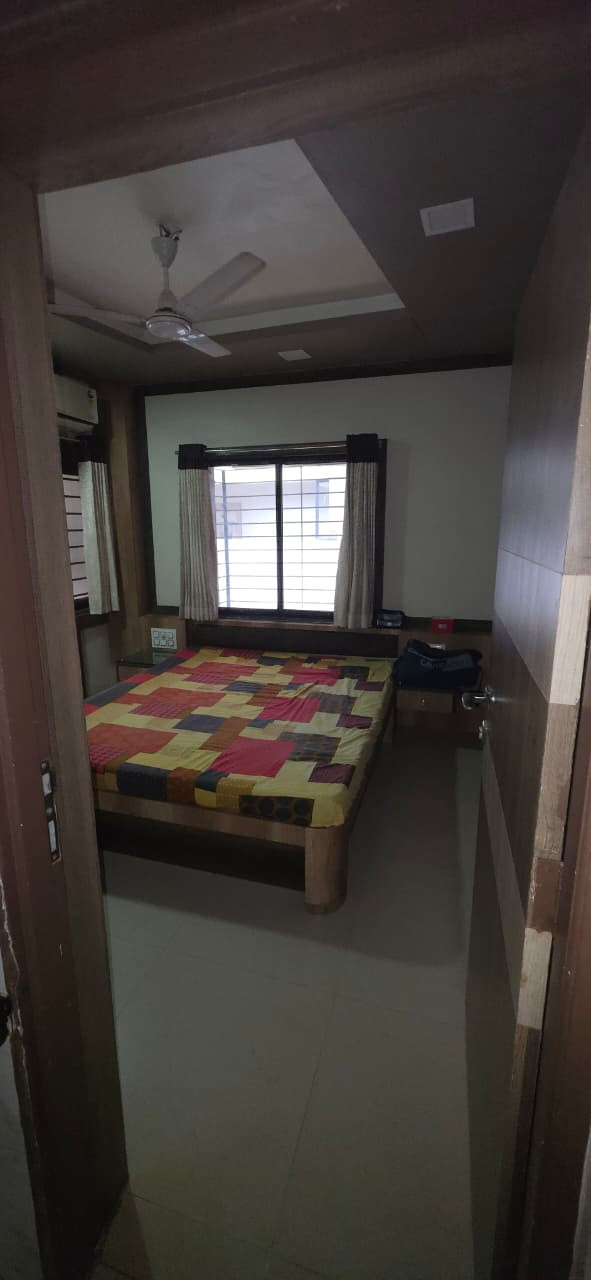 4 BHK Apartment in Ahmedabad — photo 7
