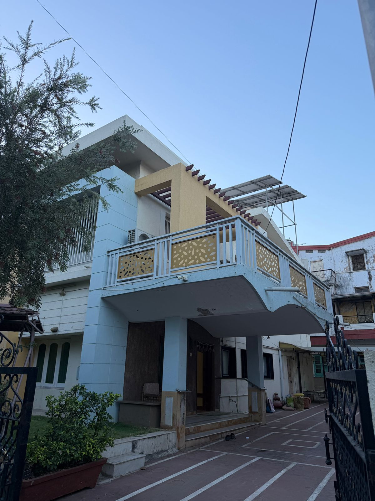 4 BHK bungalow for sale at Walkeshwar soc, Ahmedabad