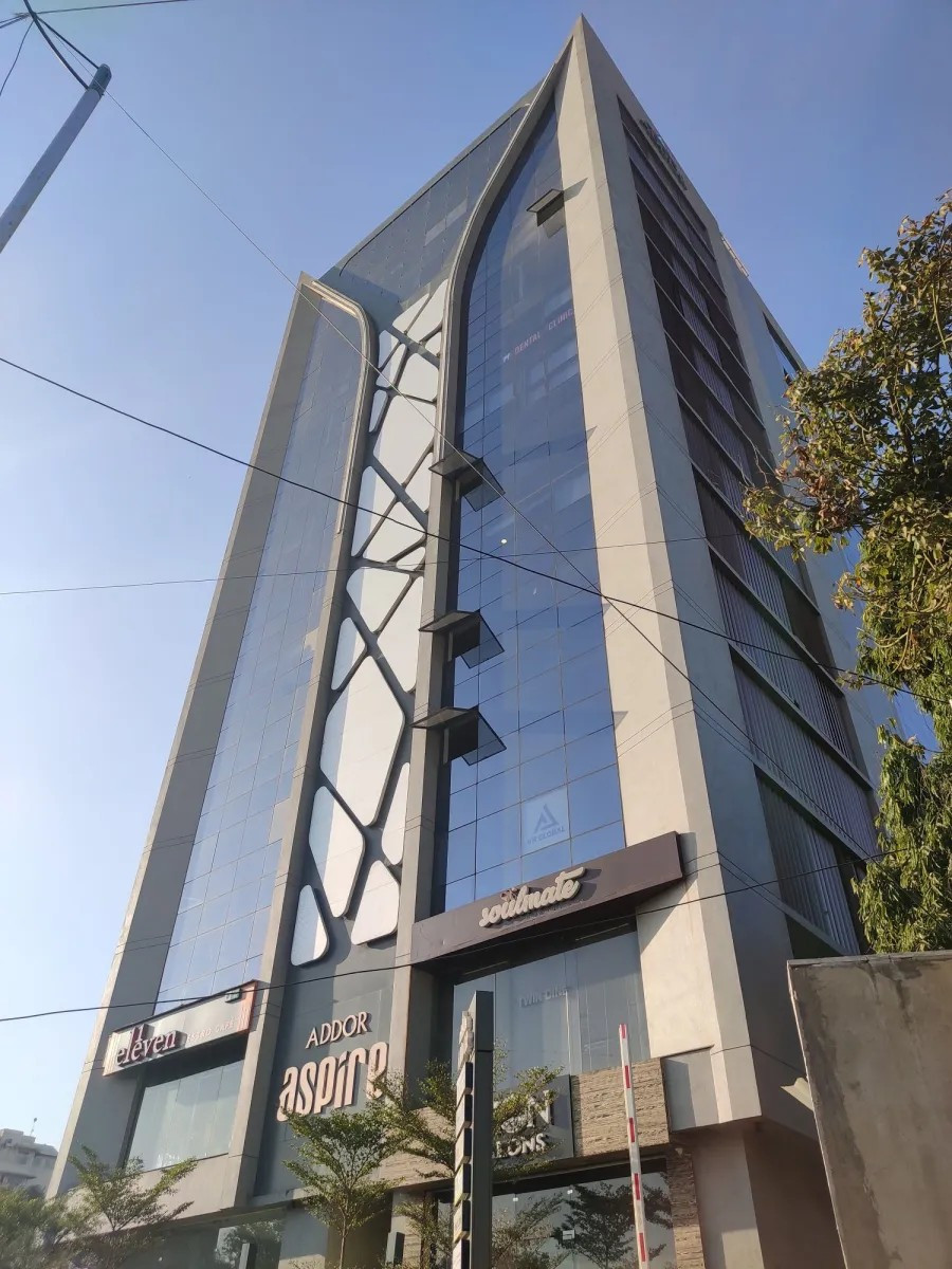 Luxurious Fully Furnished Office Space for Rent – Addor Aspire